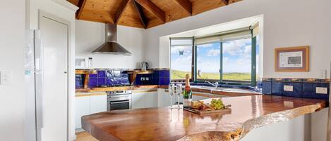 Micro-ondes, lave-vaisselle