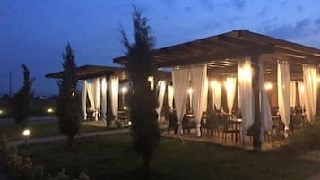 Ristorazione all'aperto