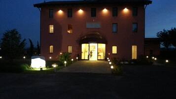 Front of property - evening/night