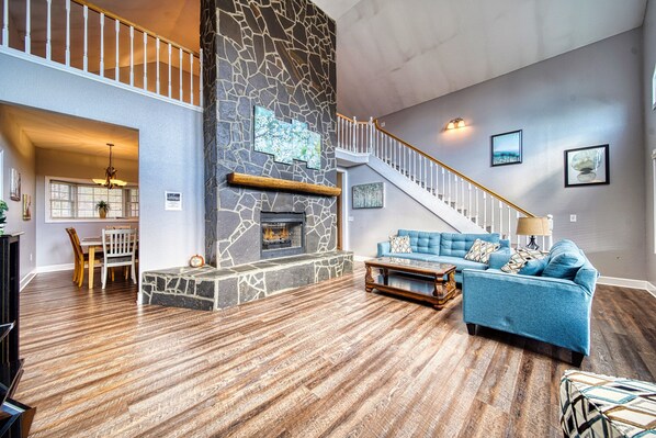 Smart TV, fireplace, DVD player, table tennis