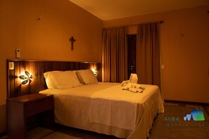 6 chambres, Wi-Fi, draps fournis