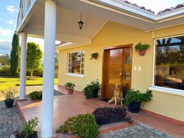 Fachada del alojamiento