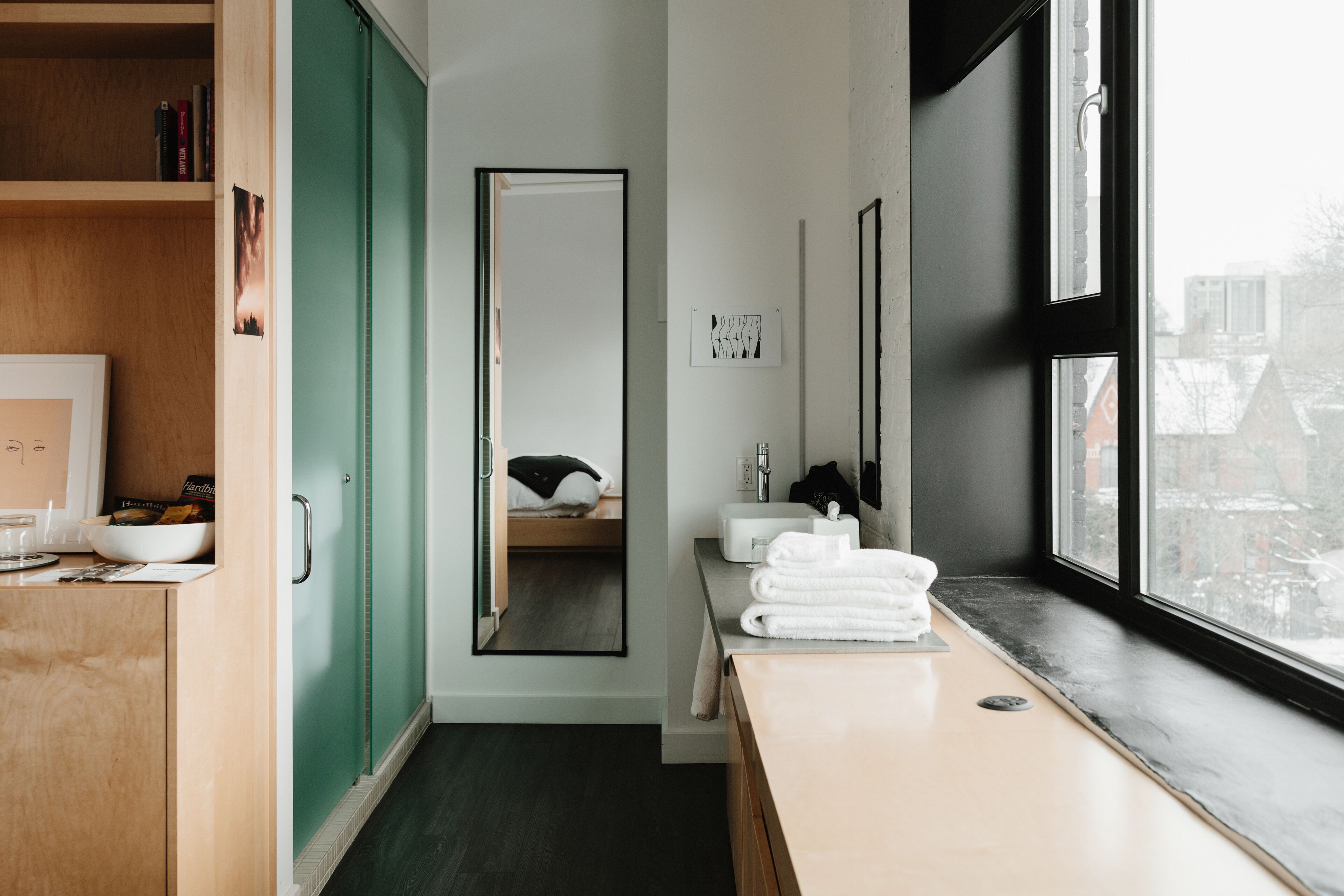 signature studio, 1 queen bed | egyptian cotton sheets, premium bedding, down duvets, tempur-pedic beds