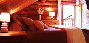 4 bedrooms, iron/ironing board, travel cot, free WiFi