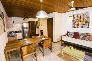 Maisonette, 2 Doppelbetten, Nichtraucher, Poolblick | Eigene Küche | Kühlschrank, Ofen, Herdplatte, Toastergrill