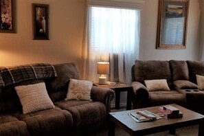 Télévision, baby-foot