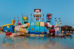 Children's area - Paradise Village 97, Private Hot Tub, Games, Ping Pong Table, Arcade Basketball, and More (Santa Clara)