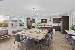 Dining - Paradise Village 97, Private Hot Tub, Games, Ping Pong Table, Arcade Basketball, and More (Santa Clara)