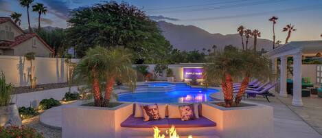 Outdoor pool, a heated pool