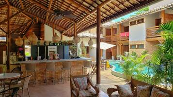 Breakfast, lunch and dinner served