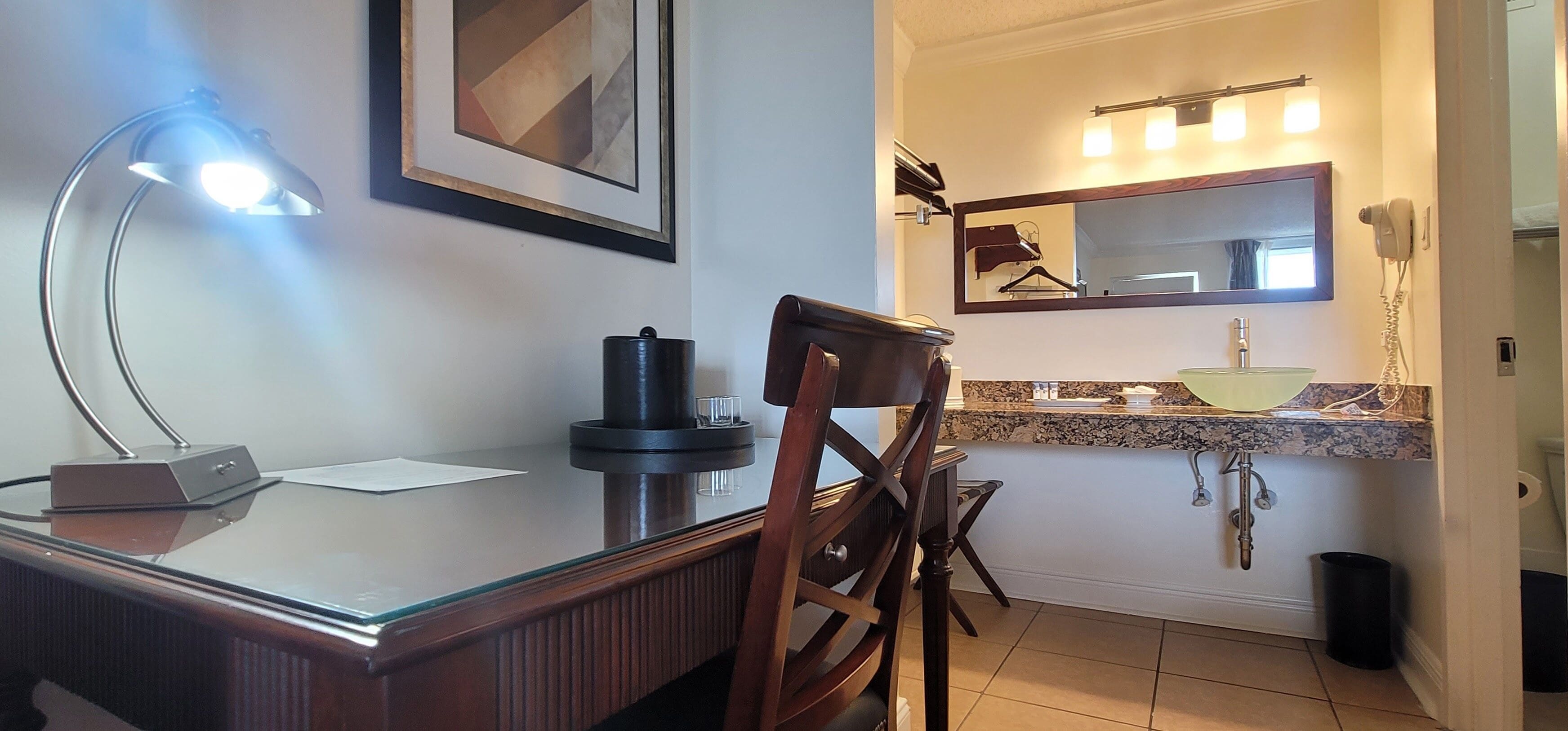 Photo - Fort Lauderdale Grand hotel