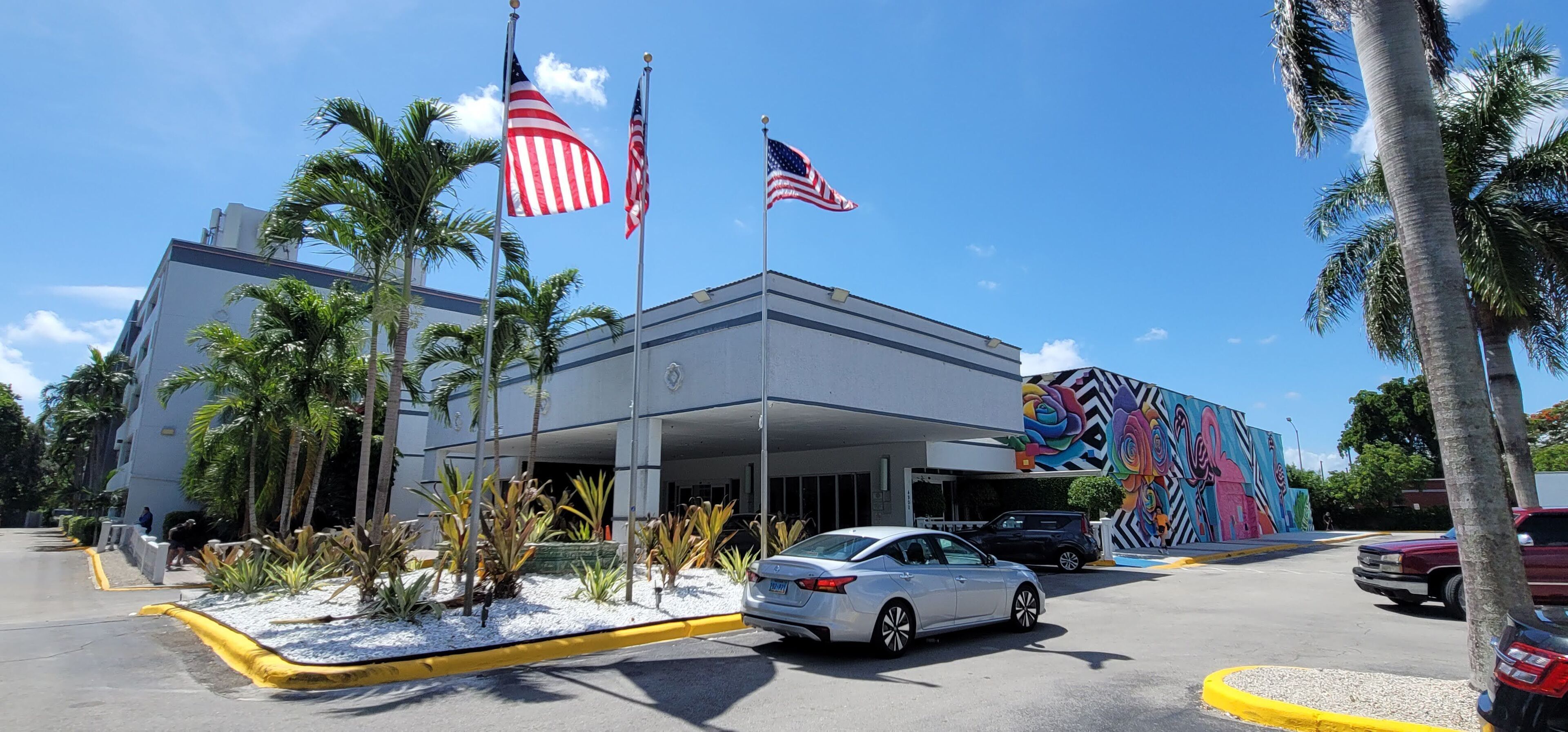 Photo - Fort Lauderdale Grand hotel