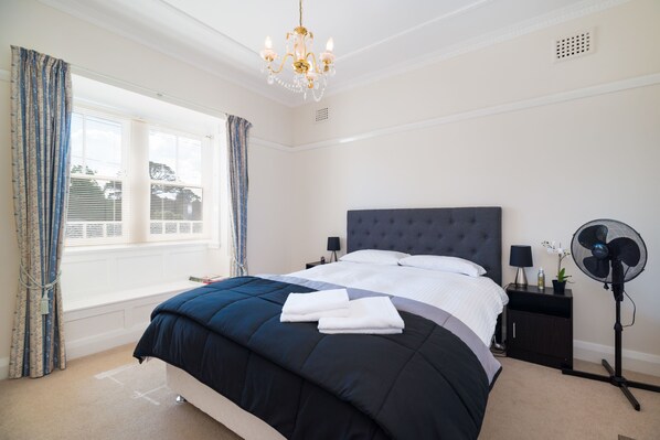 Luxury House, Multiple Beds, Non Smoking | Egyptian cotton sheets, premium bedding, individually decorated