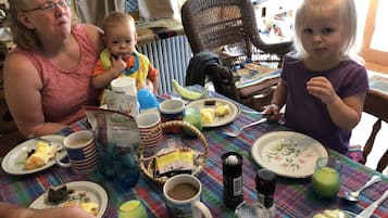 Free daily full breakfast