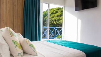 Double Room, Balcony | Premium bedding, down duvets, pillow-top beds, minibar