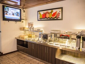 Alimentos y bebidas