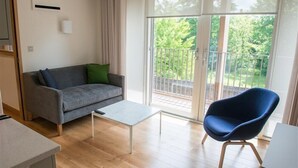 Living room - University of Cambridge, West Court - Campus Accommodation (Cambridge)
