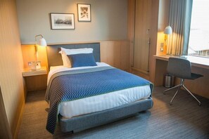 Apartment, 1 Twin Bed | Bed sheets - University of Cambridge, West Court - Campus Accommodation (Cambridge)