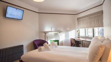 Room, 1 Double Bed | Bed sheets