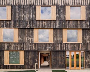Exterior - University of Cambridge, Cowan Court - Campus Accommodation (Cambridge)