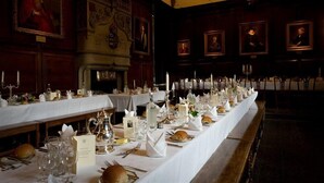 Dining - University of Oxford, Lincoln College - Campus Accommodation (Oxford)