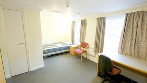 Bed sheets - University of Oxford, Lincoln College - Campus Accommodation (Oxford)
