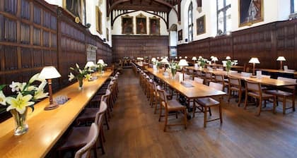 University of Oxford, Magdalen College - Campus Accommodation
