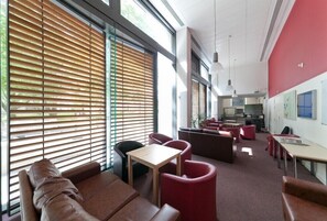 Interior - Imperial College London, Prince's Gardens - Hostel (London)