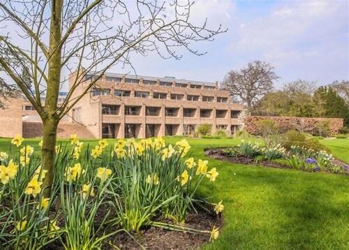 University of Cambridge, Harvey Court - Campus Accommodation