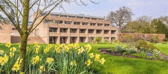 University of Cambridge, Harvey Court - Campus Accommodation