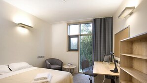Bed sheets - University of Cambridge, Stephen Hawking Building - Campus Accommodation (Cambridge)