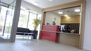 Reception - University of Westminister, Marylebone Hall - Campus Accommodation (London)