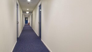 Hallway - UCL Institute of Education, John Dodgson House (London)