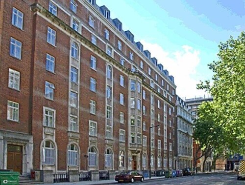 University of London, College Hall - Campus Accommodation