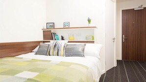 Wifi gratis y ropa de cama 