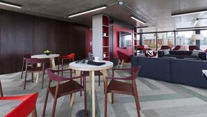 Coin salon dans le hall