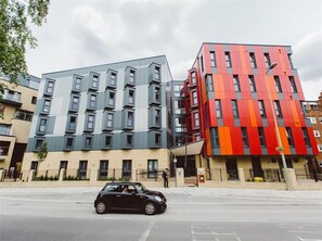 Exterior - Oxfords Brookes University, Thames Street - Campus Accommodation (Wallingford)