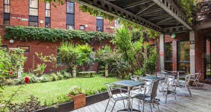 London School of Economics, Rosebery Hall - Hostel