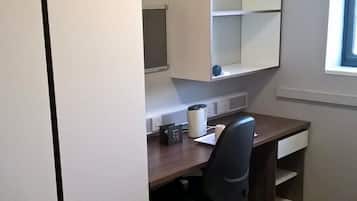 Room, 1 Double Bed | Room amenity