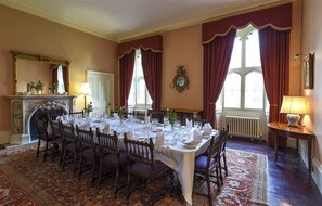 Dining - Cambridge University, King's College - Campus Accommodation (Cambridge)