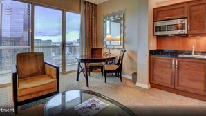 Room - MGM Signature Suites by CREAM (Las Vegas)