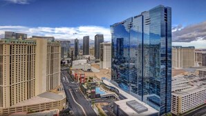 Exterior - MGM Signature Suites by CREAM (Las Vegas)