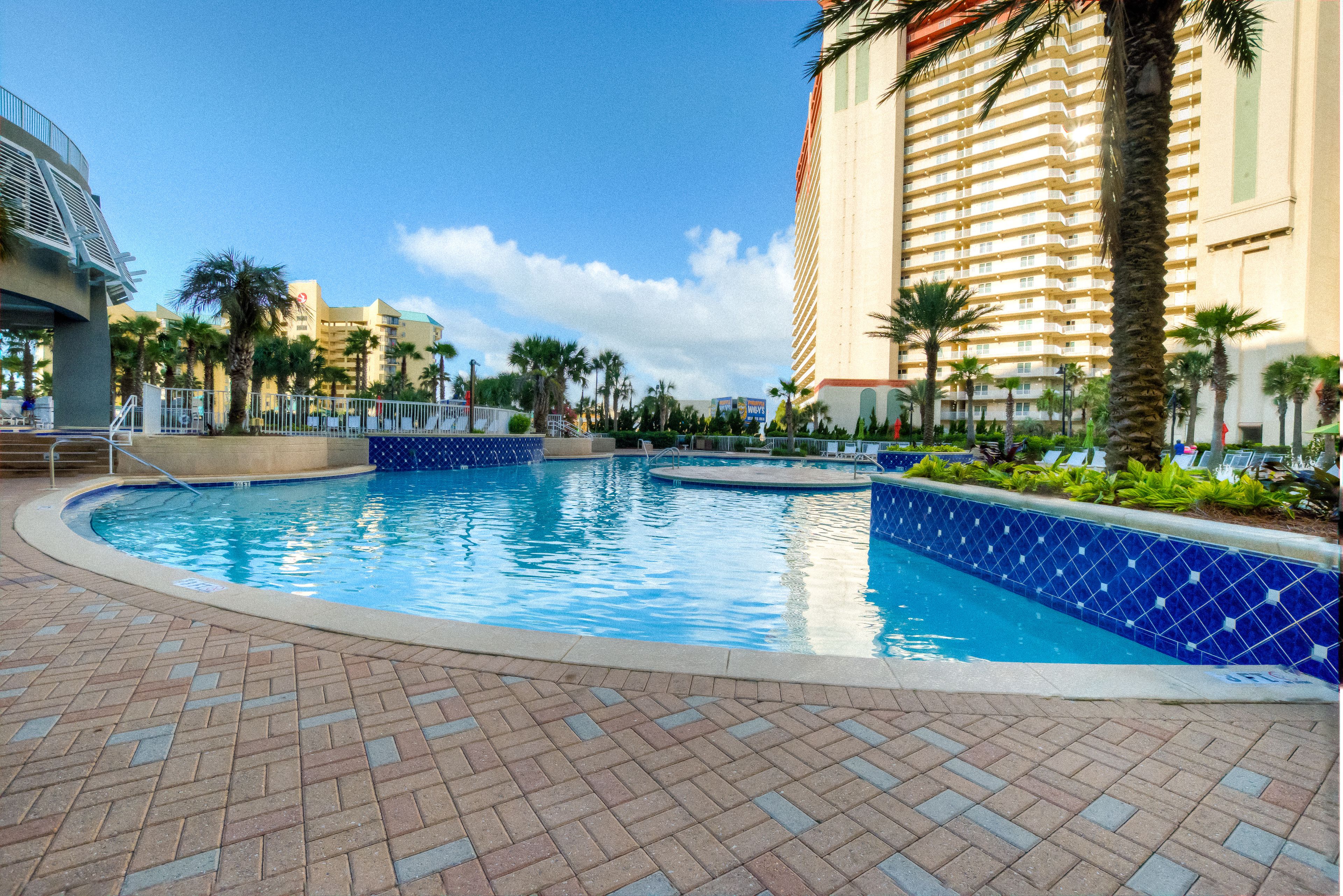 5 outdoor pools