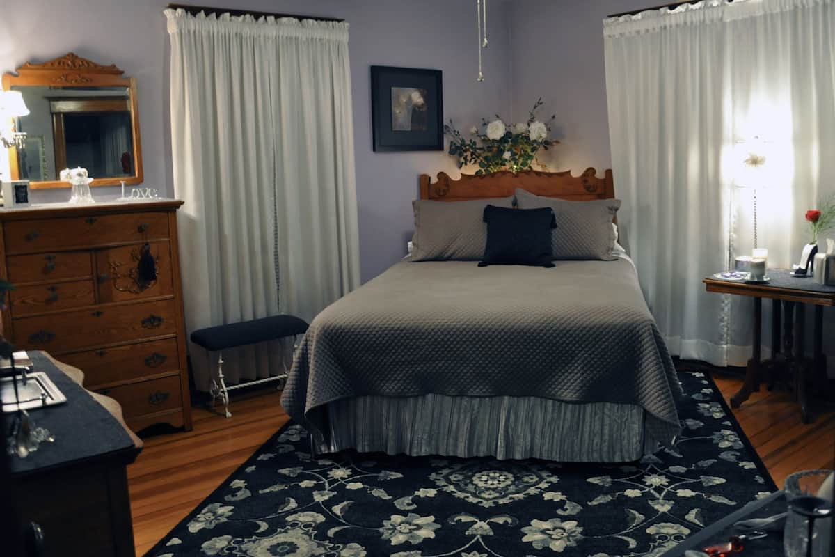 Habitación, 1 cama Queen size, para no fumadores (English Lavender) | Sábanas de algodón egipcio, ropa de cama de alta calidad y wifi gratis