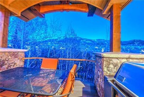 BBQ/picnic area - Aspen Crest (Steamboat Springs)