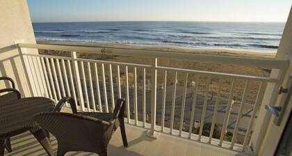 Ocean Sands Resort avec un joli balcon en bord de mer