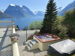 Utendørs boblebad