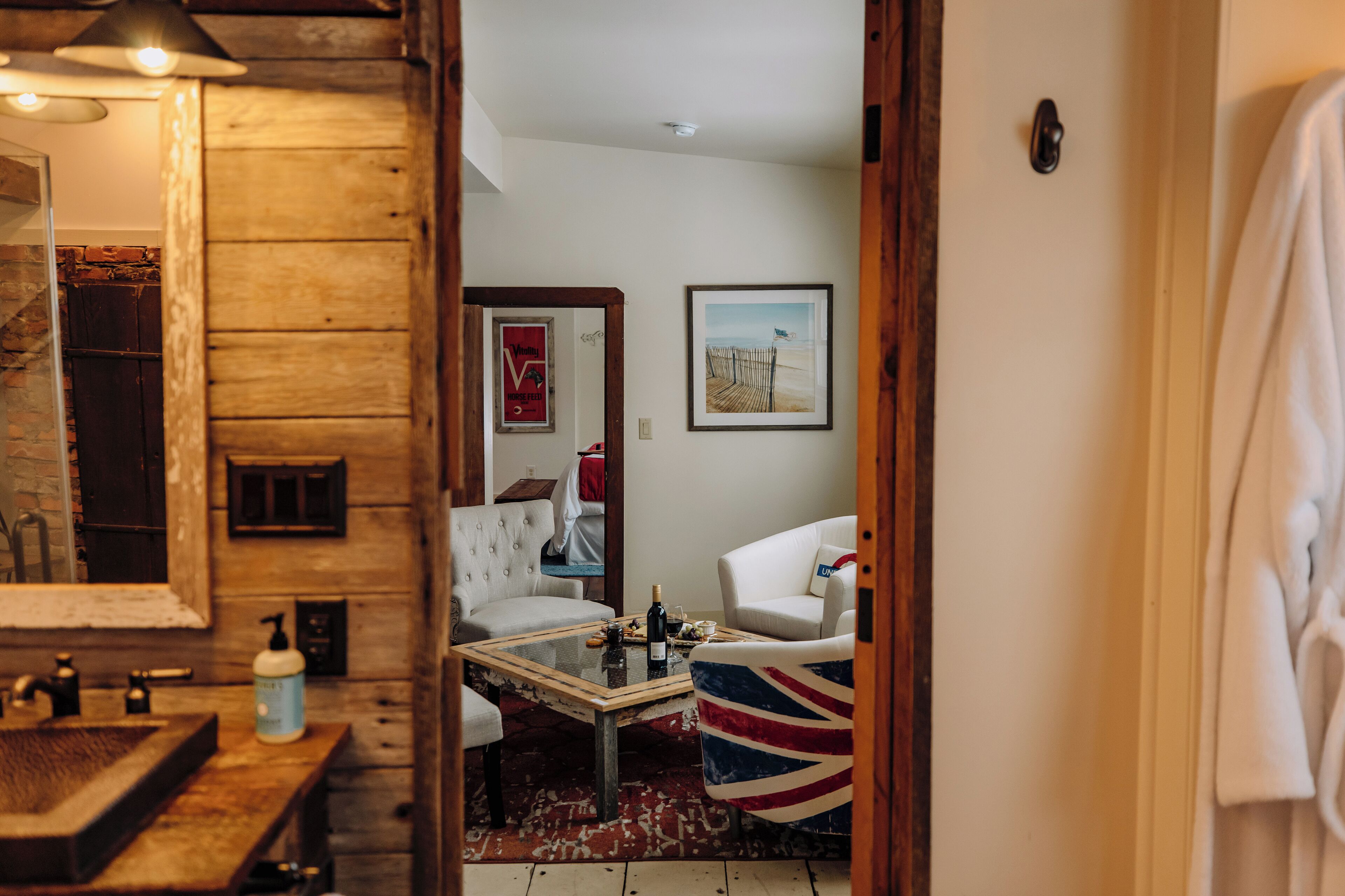 Phòng Grand (Suite Victory (Third Floor)) | Bộ đồ giường cao cấp, nệm Tempur-Pedic, trang trí khác biệt 