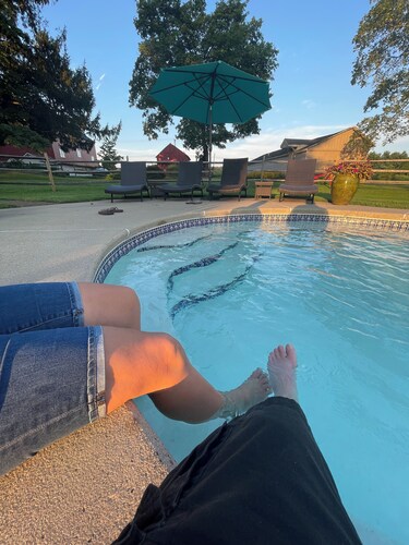 Galvanized America Inn & Art Gallery