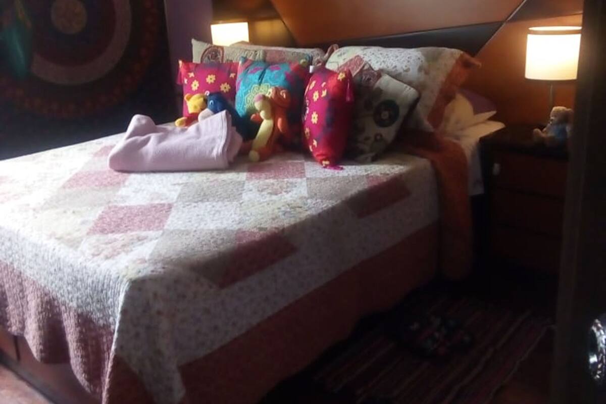 Kahden hengen economy-huone, 1 parisänky, tupakointi kielletty | Silitysrauta/-lauta, ilmainen Wi-Fi, vuodevaatteet